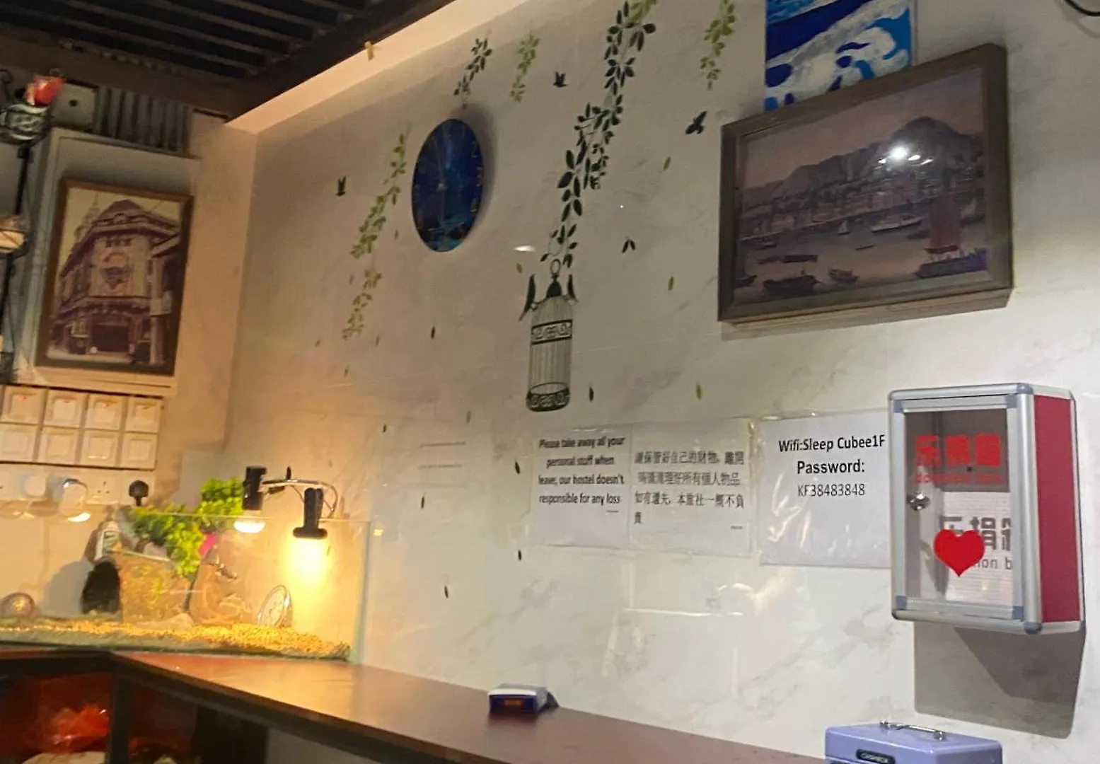 カプセルホテル Sleep Cubee Hostel 香港 中国